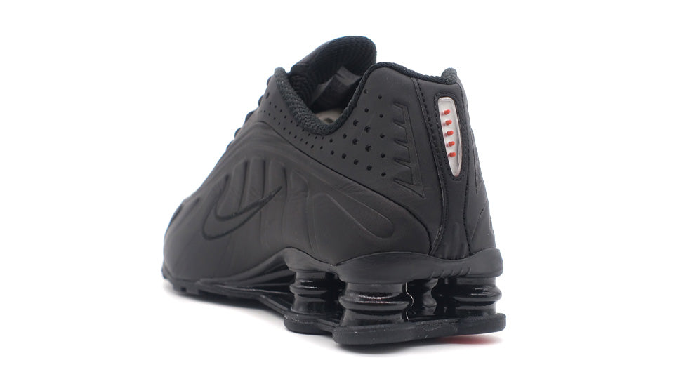 NIKE (WMNS) SHOX R4 BLACK/BLACK/BLACK/MAX ORANGE – mita sneakers NIKE (WMNS) SHOX R4 BLACK/BLACK/BLACK/MAX ORANGE – mita sneakers