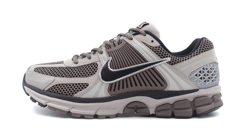 NIKE ZOOM VOMERO 5 COLLEGE GREY/BLACK/CAVE STONE – mita sneakers