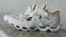 画像をギャラリービューアに読み込む, MIZUNO WAVE PROPHECY STRAP OFF WHITE/CAMEL