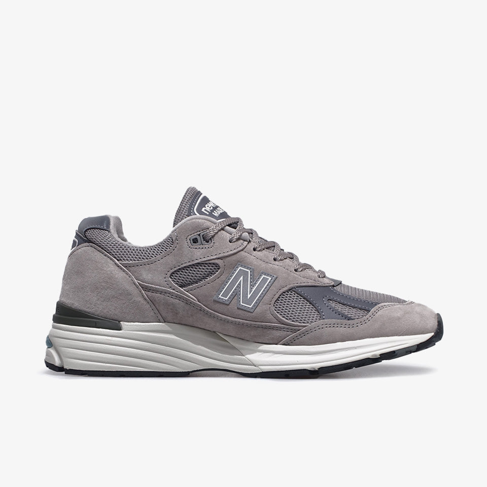 new balance U991 V2 