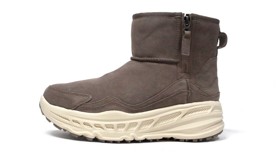 うみき　おまとめ品　UGG CA805 Classic UGG】M CA805 V2 REMIX（スニーカー）｜UGG（アグ