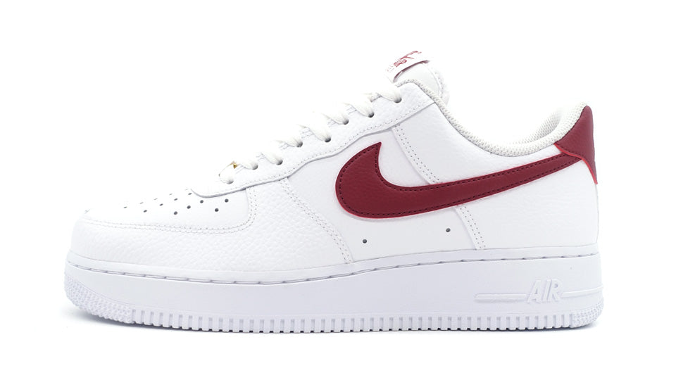 靴/シューズNike Air Force 1 '07 team red