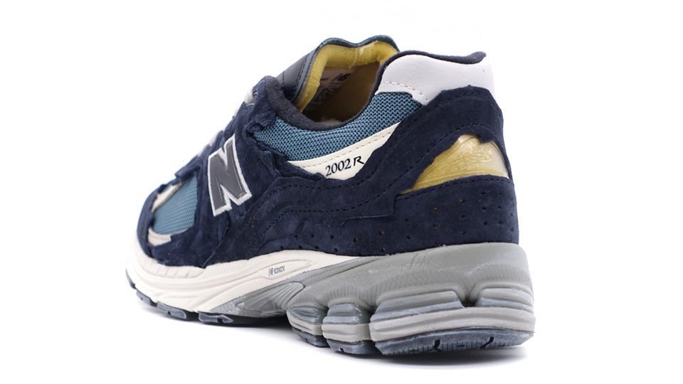 new balance M2002RD 