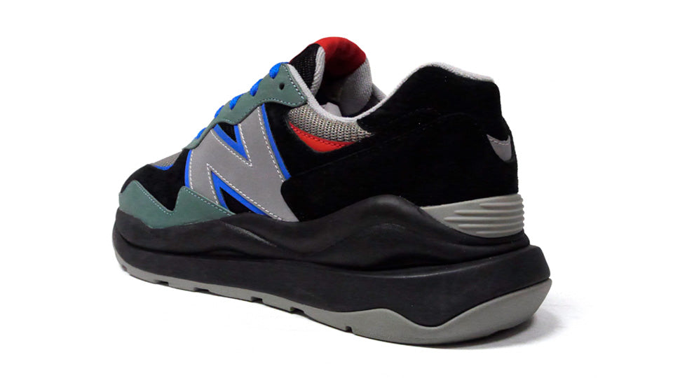 new balance M5740 