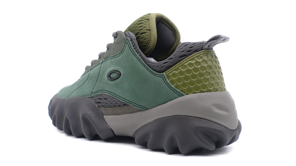 DEAD OR ALIVE3スティック p706p5g OAKLEY FACTORY TEAM GRADIENT PAGURO｜BRAIN DEAD｜SHOES