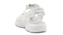 画像をギャラリービューアに読み込む, Reebok INSTAPUMP FURY SANDAL WHITE 2