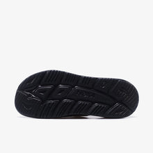 画像をギャラリービューアに読み込む, HOKA ORA ATHLETIC SLIDE  BLACK/WHITE 3