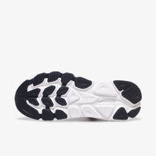 画像をギャラリービューアに読み込む, HOKA CLIFTON 10 BLACK/WHITE 3