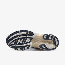 画像をギャラリービューアに読み込む, ASICS SportStyle GEL-KAYANO 14  CREAM/OBSIDIAN GREY 3