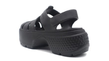 画像をギャラリービューアに読み込む, crocs STOMP FISHERMAN SANDAL BLACK 2