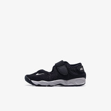 画像をギャラリービューアに読み込む, NIKE LITTLE RIFT (TD BOYS) BLACK/WHITE
