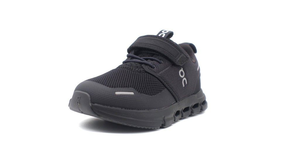 On CLOUD PLAY ALL BLACK 1