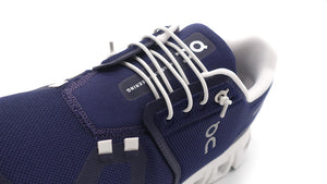 On CLOUD 6 MIDNIGHT/WHITE 6