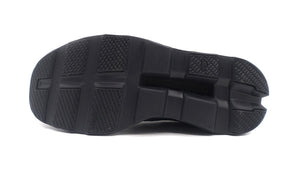 On CLOUDMONSTER VOID BLACK/BLACK 4