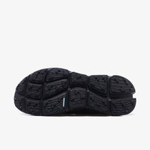 画像をギャラリービューアに読み込む, On CLOUDSOMA MOC BLACK/BLACK 3