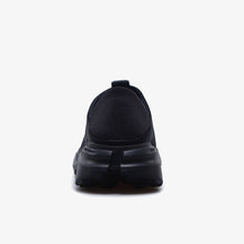 画像をギャラリービューアに読み込む, On CLOUDSOMA MOC BLACK/BLACK 4