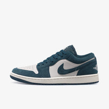 画像をギャラリービューアに読み込む, JORDAN BRAND AIR JORDAN 1 LOW "MICHAEL JORDAN" MIDNIGHT SPRUCE/PALE IVORY/LIGHT OREWOOD BROWN 1
