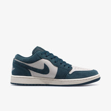 画像をギャラリービューアに読み込む, JORDAN BRAND AIR JORDAN 1 LOW "MICHAEL JORDAN" MIDNIGHT SPRUCE/PALE IVORY/LIGHT OREWOOD BROWN 2