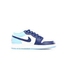 画像をギャラリービューアに読み込む, JORDAN BRAND AIR JORDAN 1 LOW GS &quot;MICHAEL JORDAN&quot;  SAIL/BLUE VOID/BLUE CHILL/HOT LAVA 2