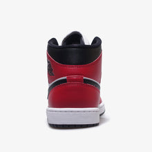 画像をギャラリービューアに読み込む, JORDAN BRAND AIR JORDAN 1 MID "MICHAEL JORDAN"  BLACK/BLACK/GYM RED 4