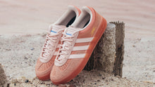 画像をギャラリービューアに読み込む, adidas Originals BAD BUNNY GAZELLE INDOOR &quot;CABO ROJO&quot; &quot;BAD BUNNY&quot; WONDER CLAY/WONDER QUARTZ/ASH PINK