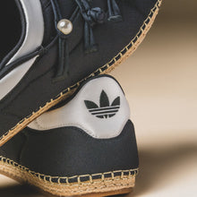 画像をギャラリービューアに読み込む, adidas Originals CLOT QI FLOW BY EC "LUNAR NEW YEAR" "EDISON CHEN / CLOT"  CORE BLACK/CLOUD WHITE/CORE BLACK