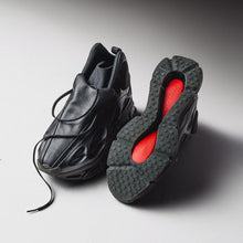 画像をギャラリービューアに読み込む, adidas Originals CHAVARRIA MEGARIDE HIGH "WILLY CHAVARRIA" CORE BLACK/CORE BLACK/BETTER SCARLET