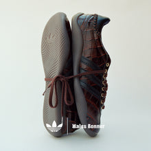 画像をギャラリービューアに読み込む, adidas Originals WB KARINTHA CROC "WALES BONNER" DARK BROWN/CORE BLACK/GOLD METALLIC