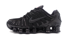画像をギャラリービューアに読み込む, NIKE (WMNS) SHOX TL  BLACK/BLACK/METALLIC HEMATITE/MAX ORANGE 3