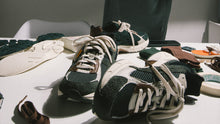 画像をギャラリービューアに読み込む, ASICS SportStyle GEL-1130 MK II &quot;HAL STUDIOS&quot; EVERGREEN/MAGNETIC BLUE