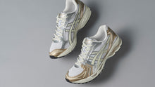 画像をギャラリービューアに読み込む, ASICS SportStyle GEL-KAYANO 14 WHITE/CREAM
