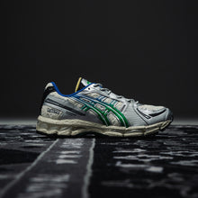 画像をギャラリービューアに読み込む, ASICS SportStyle GEL-KAYANO 12.1 "PHRA NAKHON" "CARNIVAL"  CREAM/GREEN BASIL