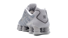 画像をギャラリービューアに読み込む, NIKE SHOX TL  WOLF GREY/IRON GREY 2