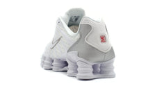 画像をギャラリービューアに読み込む, NIKE SHOX TL WHITE/WHITE/METALLIC SILVER/MAX ORANGE 2