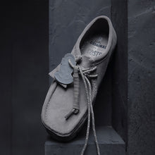 画像をギャラリービューアに読み込む, Clarks ORIGINALS WALLABEE &quot;FUTURE TRIBE&quot; &quot;COSTS&quot;  GREY SUEDE