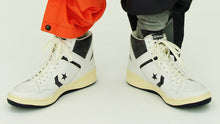 画像をギャラリービューアに読み込む, CONVERSE WEAPON VTG HI &quot;TimeLine&quot; OFF WHITE/VINTAGE NAVY 7