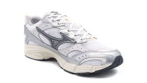 MIZUNO MXR OG OFF WHITE/DARK GREY/PALE PINK 5