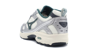 MIZUNO MXR OG "Available exclusively at MIZUNO直営店 / mita sneakers / Herringbone Footwear / Spick & Span" OFF WHITE/SILVER/GREEN 2
