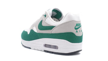 画像をギャラリービューアに読み込む, NIKE (WMNS) AIR MAX 1 NEUTRAL GREY/MALACHITE/WHITE/BLACK 2