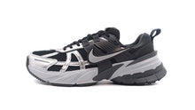 画像をギャラリービューアに読み込む, NIKE (WMNS) V2K RUN BLACK/METALLIC SILVER/ANTHRACITE 3