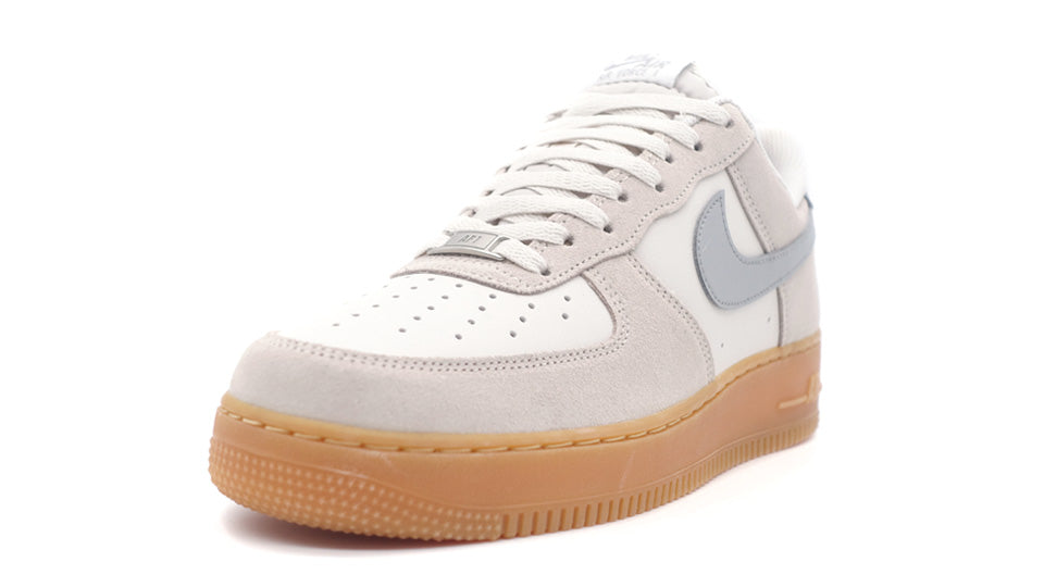 NIKE AIR FORCE 1 '07 LV8 PHANTOM/LIGHT SMOKE GREY/GUM/YELLOW 1