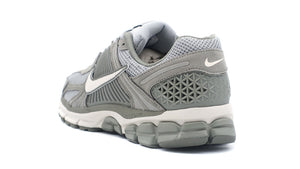 NIKE ZOOM VOMERO 5 DARK STUCCO/PHANTOM/LIGHT SMOKE GREY 2