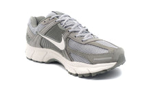 画像をギャラリービューアに読み込む, NIKE ZOOM VOMERO 5 DARK STUCCO/PHANTOM/LIGHT SMOKE GREY 5