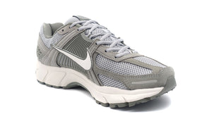 NIKE ZOOM VOMERO 5 DARK STUCCO/PHANTOM/LIGHT SMOKE GREY 5
