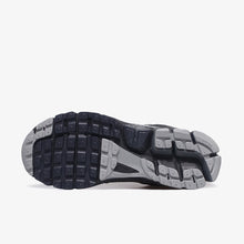 画像をギャラリービューアに読み込む, NIKE ZOOM VOMERO 5  ANTHRACITE/BLACK/CHROME/FLT SILVER 3