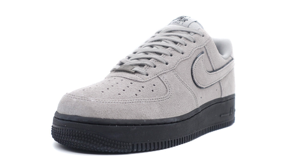 NIKE AIR FORCE 1 '07 LV8 LIGHT SMOKE GREY/LIGHT SMOKE GREY/BLACK 1