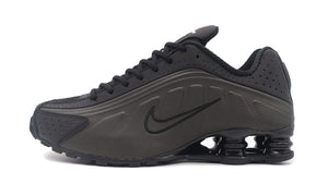 NIKE SHOX R4 BLACK/BLACK/BLACK/BRIGHT CRIMSON – mita sneakers