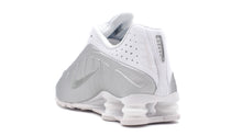 画像をギャラリービューアに読み込む, NIKE SHOX R4 WHITE/METALLIC SILVER/WHITE 2
