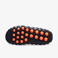 画像をギャラリービューアに読み込む, NIKE MIND 001  BLACK/HYPER CRIMSON/CHROME 3
