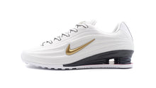画像をギャラリービューアに読み込む, NIKE (WMNS) SHOX Z  WHITE/METALLIC GOLD/VARSITY RED 3